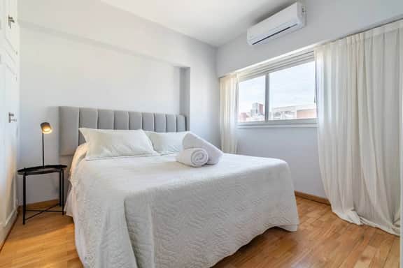 Spacious 2BR w Balcony / Security/ Wifi / Belgrano - Image 3