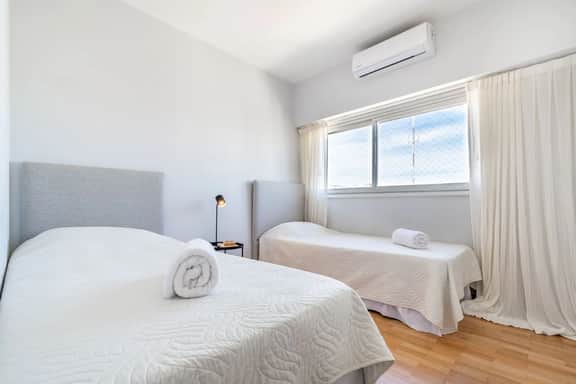 Spacious 2BR w Balcony / Security/ Wifi / Belgrano - Image 5