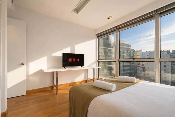 Vistas unicas - Recoleta / 3BDR - Laundry + A/C - Image 3