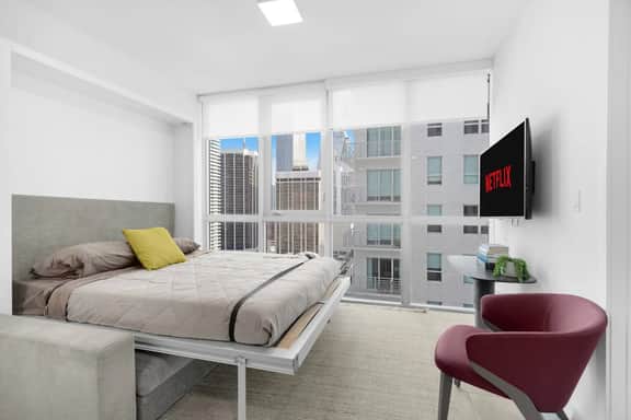Luxury Stay in Brickell • 1BR • Pool & Gym - Image 3
