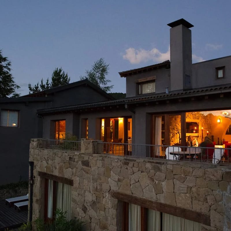 Mansion frente al lago / 10BDR / Pileta / Jacuzzi
